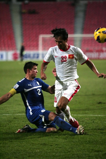 Quốc Anh vẫn là cầu thủ chơi hay nhất của tuyển Việt Nam.